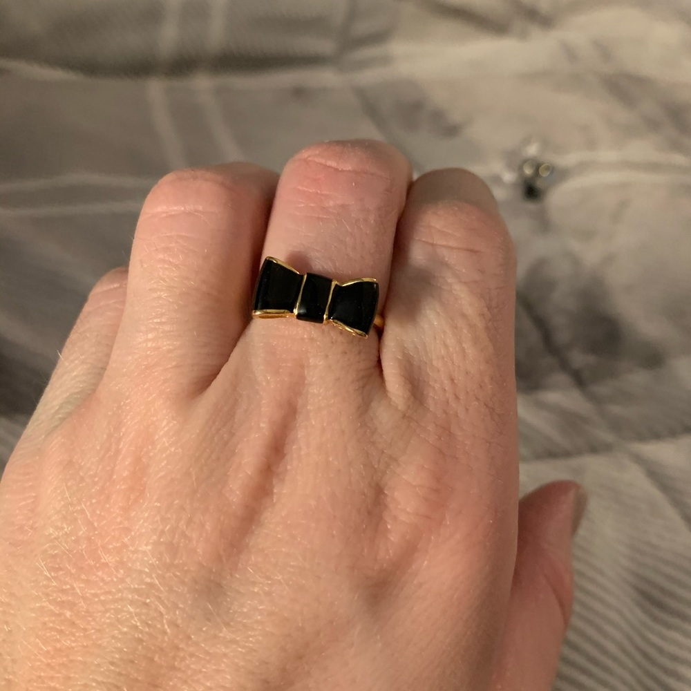 Kate Spade black enamel bow ring